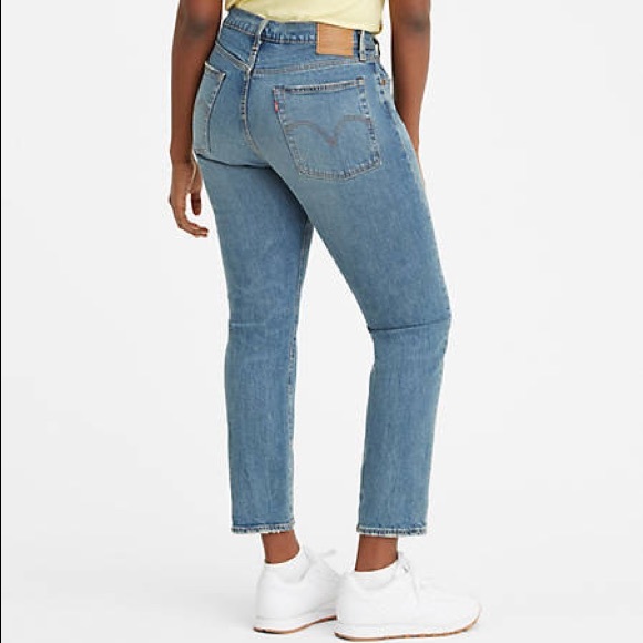 Levis Wedgie Fit Ankle Womens Jeans 